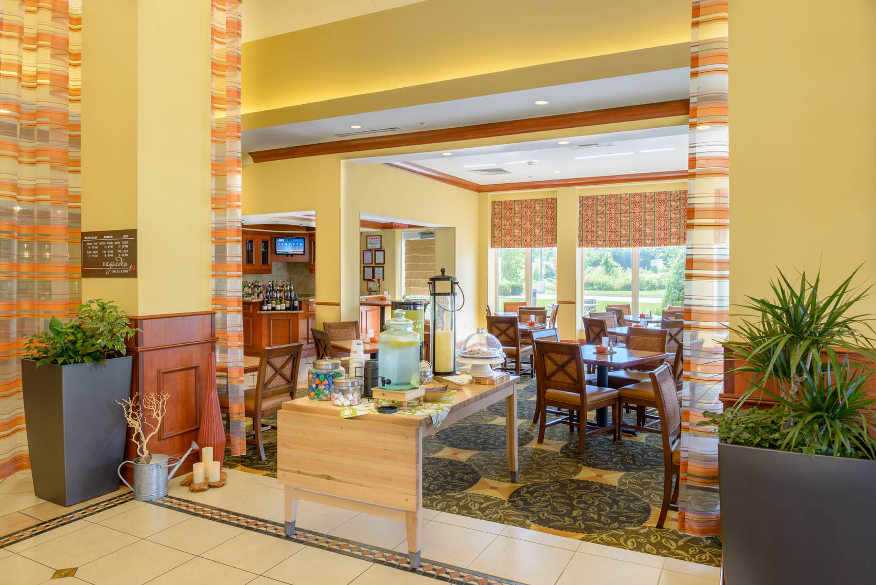 Hilton Garden Inn, Joplin MIssouri, Dining Coffee Service